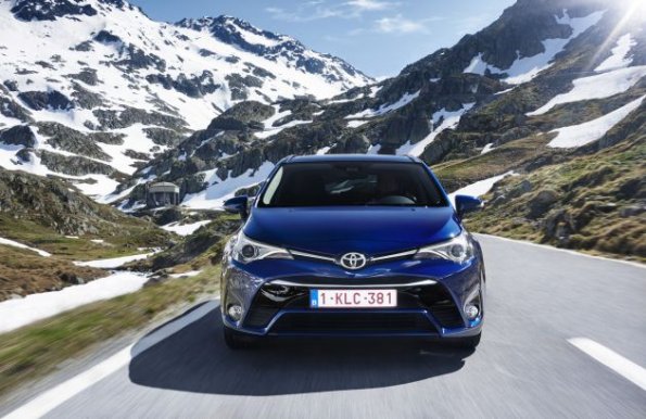 Das Gesicht des Toyota Avensis 