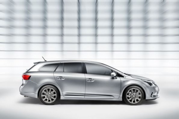 Die Silhouette des Toyota Avensis