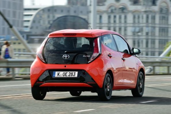 Die Heckpartie des Toyota Aygo