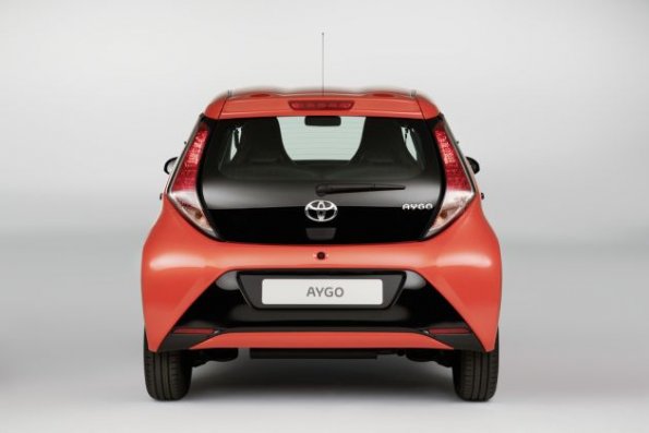 Die Heckansicht des Toyota Aygo