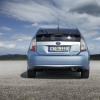 <p>Heckansicht des Toyota Prius Plug In</p>