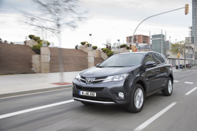 Toyota RAV4:
Toyota RAV4