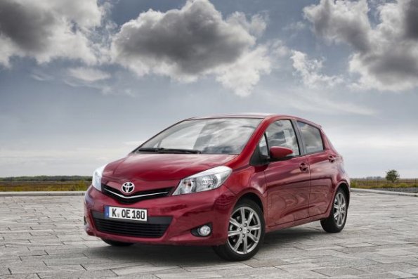 Die Frontpartie des Toyota Yaris