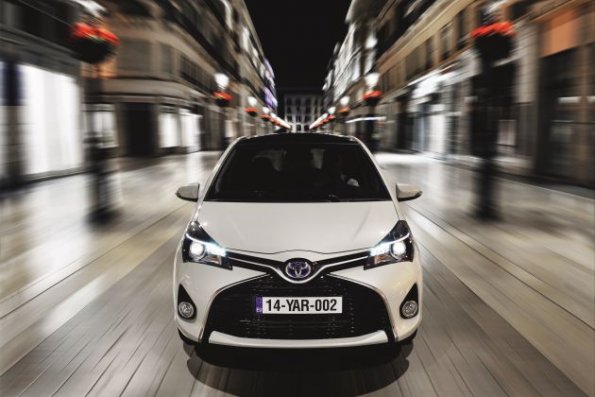 Frontansicht des Toyota Yaris 