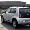 <p>Ein Blick auf das Heck des Volkswagen cross-up</p>