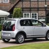 <p>Heck-und Seitenansicht des Volkswagen cross-up</p>