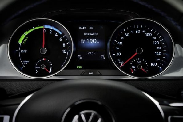 Instrumente im VW e-golf