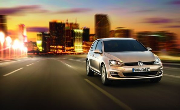 Fahraufnahme mit dem neuen Volkswagen Golf 7