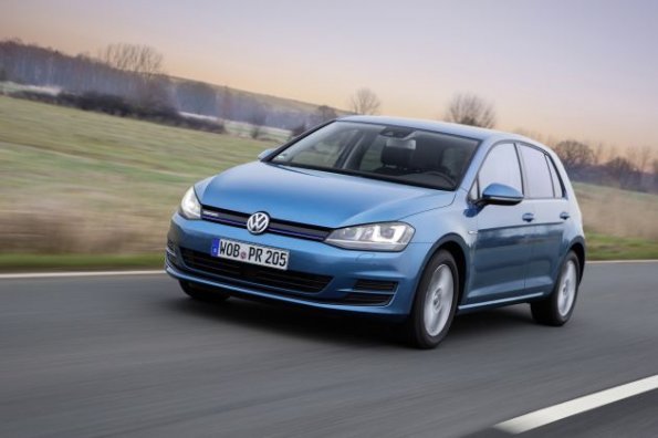 Frontansicht des Golf TGI Bluemotion