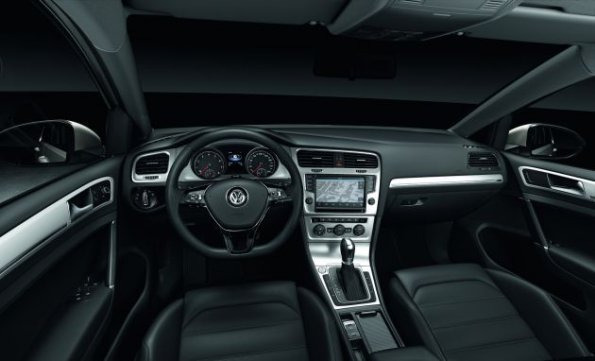 Das Cockpit des Volkswagen Golf VII