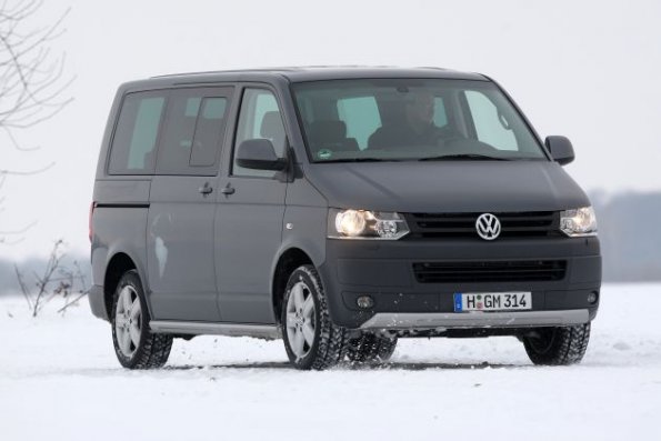 Front- und Seitenansicht des Volkswagen Multivan Panamericana