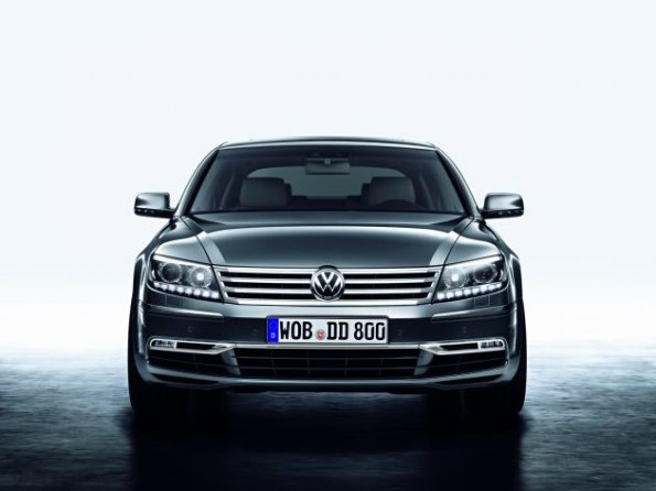 Die völlig neu gestaltete Frontpartie des neuen Volkswagen Phaeton