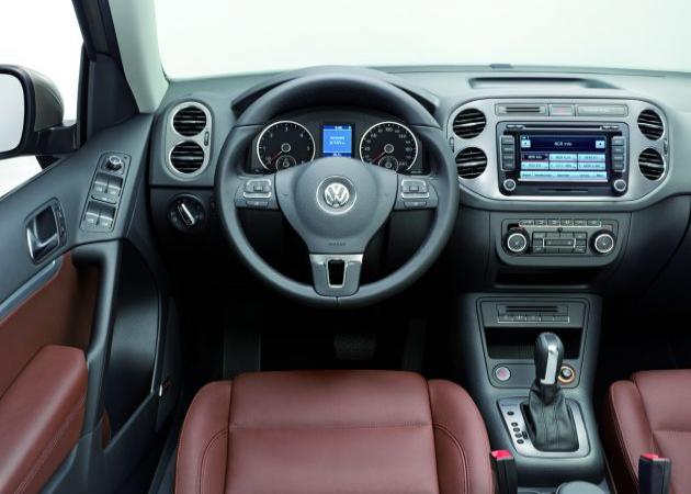 Volkswagen Tiguan:
Volkswagen Tiguan