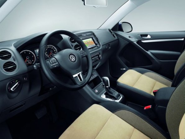 Die Armaturentafel im Volkswagen Tiguan