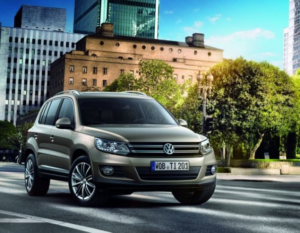 Front- und Seitenpartie des Volkswagen Tiguan