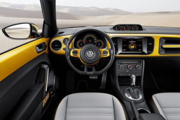 Cockpit des VW Beetle Dune