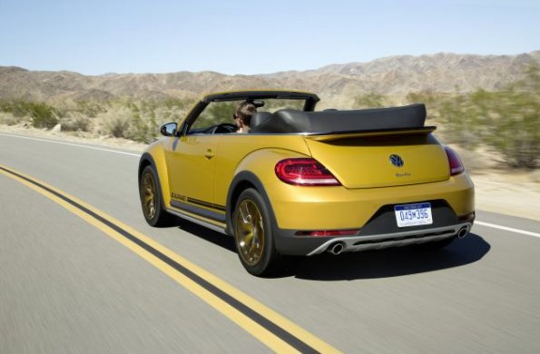 Heckpartie des VW Beetle Dune Cabriolet