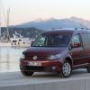 Front- und Seitenansicht des VW Caddy