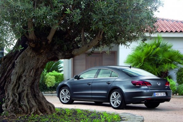 Heck- und Seitenpartie des VW CC