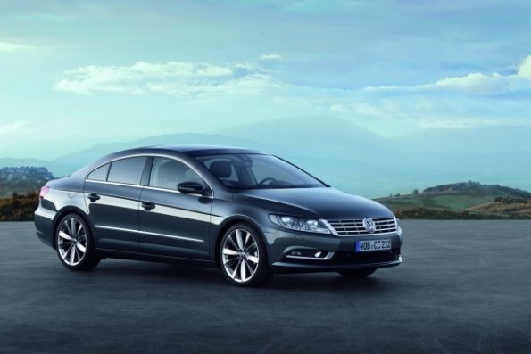 Die Seitenansicht des VW CC