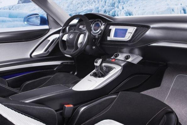 Ein Blick ins Cockpit des VW-Concept-A 4