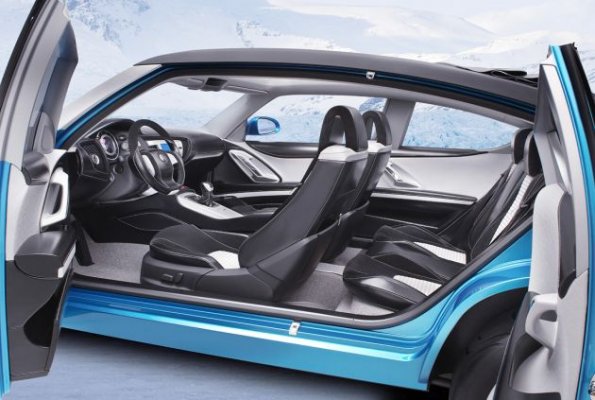 Seitenansicht des VW-Concept-A 4 mit geöffneten Türen