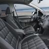 <p>Die erste Sitzreihe des VW Cross Touran</p>