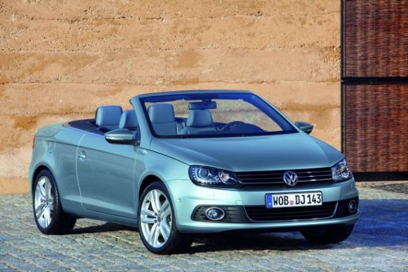 Der VW Eos in der Frontansicht 