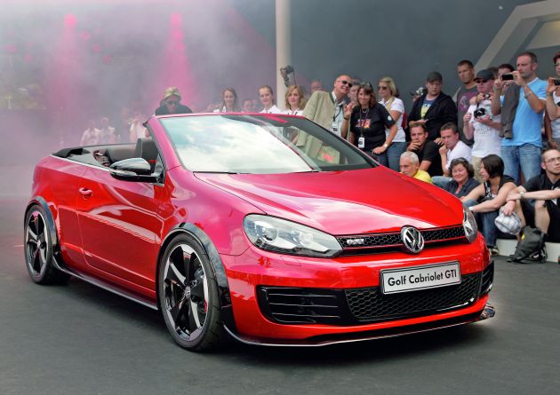 VW Golf GTI Cabrio Concept:
DB2011AU00769