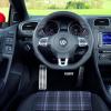 Die Armaturentafel im VW Golf GTI Cabriolet