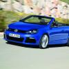 <p>Front- und Seitenansicht des VW Golf R Cabriolet</p>