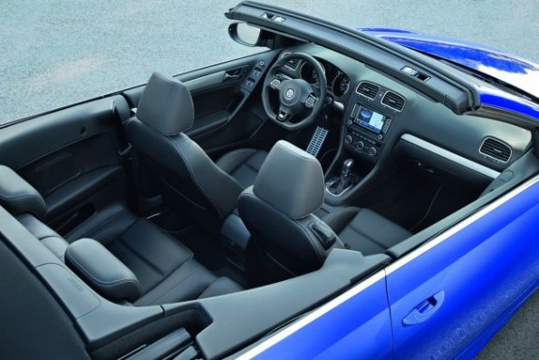 Ein Blick in das VW Golf R Cabriolet