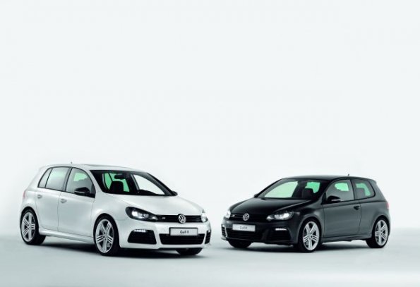 Schwarz und Weiß: VW Golf R Studie