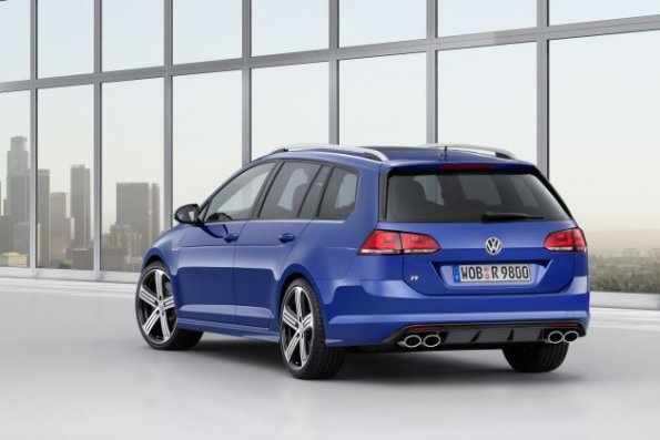 Die Heckpartie am VW Golf R Variant 