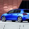 Heck- und Seitenansicht des VW Golf R