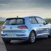 <p>Heck- und Seitenansicht des VW  Golf TDI Bluemotion </p>