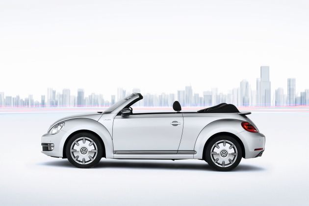 VW iBeetle Cabriolet:
Volkswagen iBeetle Cabriolet