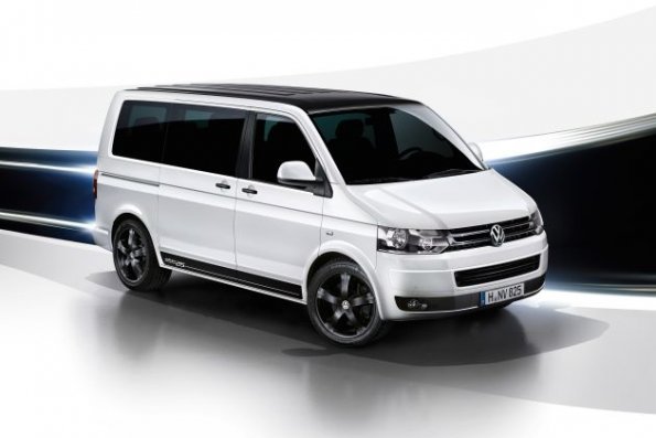 Front- und Seitenansicht des VW Multivan Edition 25