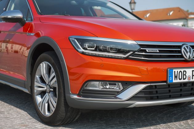 VW Passat Alltrack :
VW Passat Alltrack 