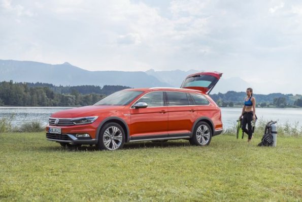 Seitenpartie des VW Passat Alltrack 