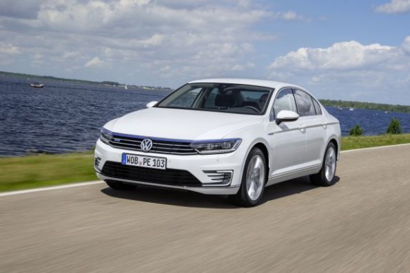 Frontbereich des VW Passat GTE