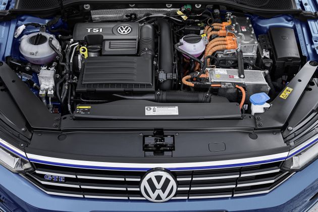 VW Passat GTE Variant:
VW Passat Variant GTE