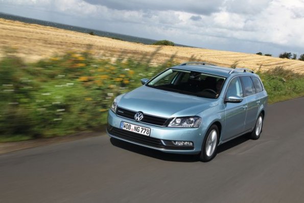 Die Frontpartie des VW Passat TDI BlueMotion