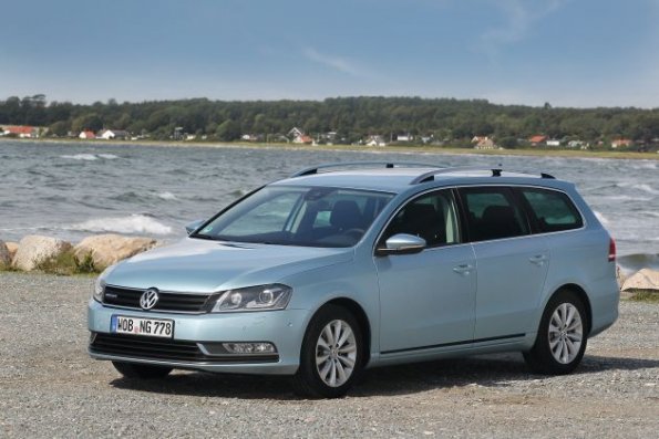 Die Frontpartie am VW Passat TDI BlueMotion