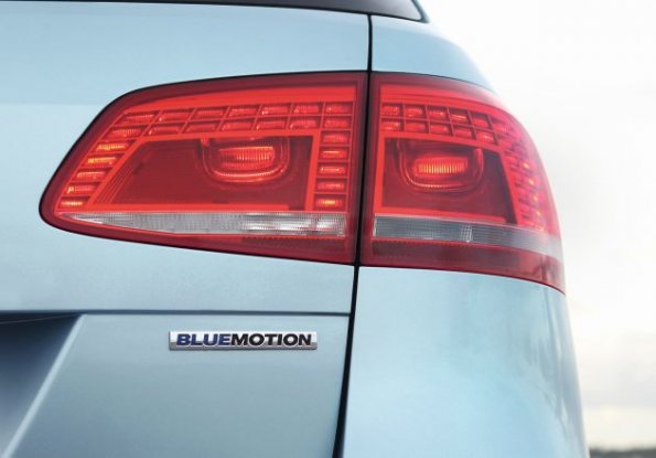 Detailansicht am VW Passat TDI BlueMotion