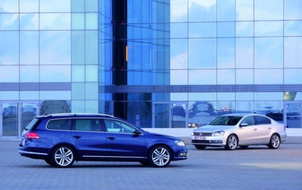 Der neue VW Passat als Stufenheck-Limousine und Variant