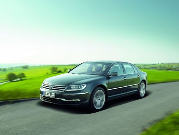 Front- und Seitenansicht des VW Phaeton