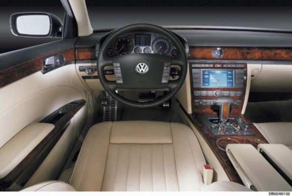 Ein Blick aus der Perspektive des Fahrers im VW Phaeton