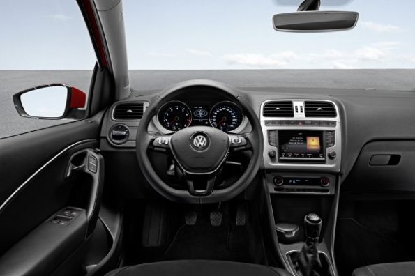 Der Arbeitsplatz des Fahrers im VW Polo