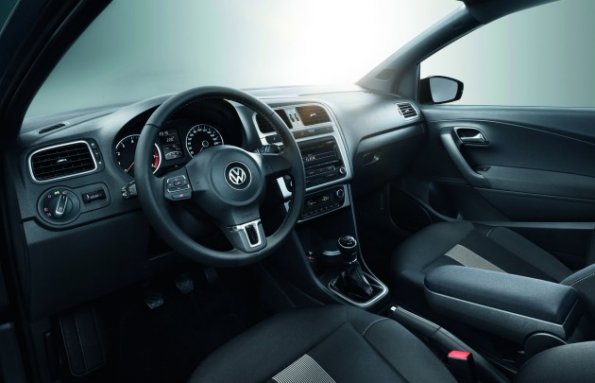 Das Cockpit im VW Polo Black / Silver Edition